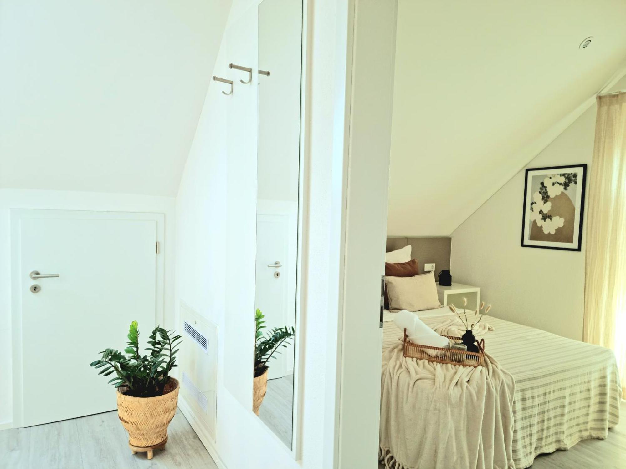 Homestay-Stylish, Zentral- Loft Apartment-Parking Ingolstadt Eksteriør bilde