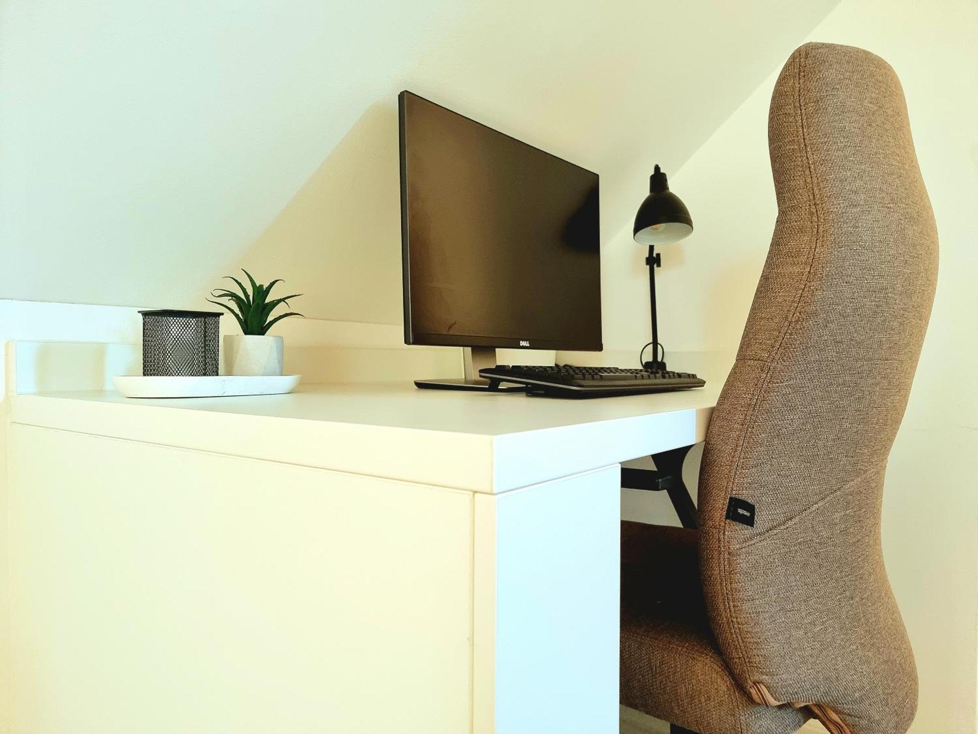 Homestay-Stylish, Zentral- Loft Apartment-Parking Ingolstadt Eksteriør bilde