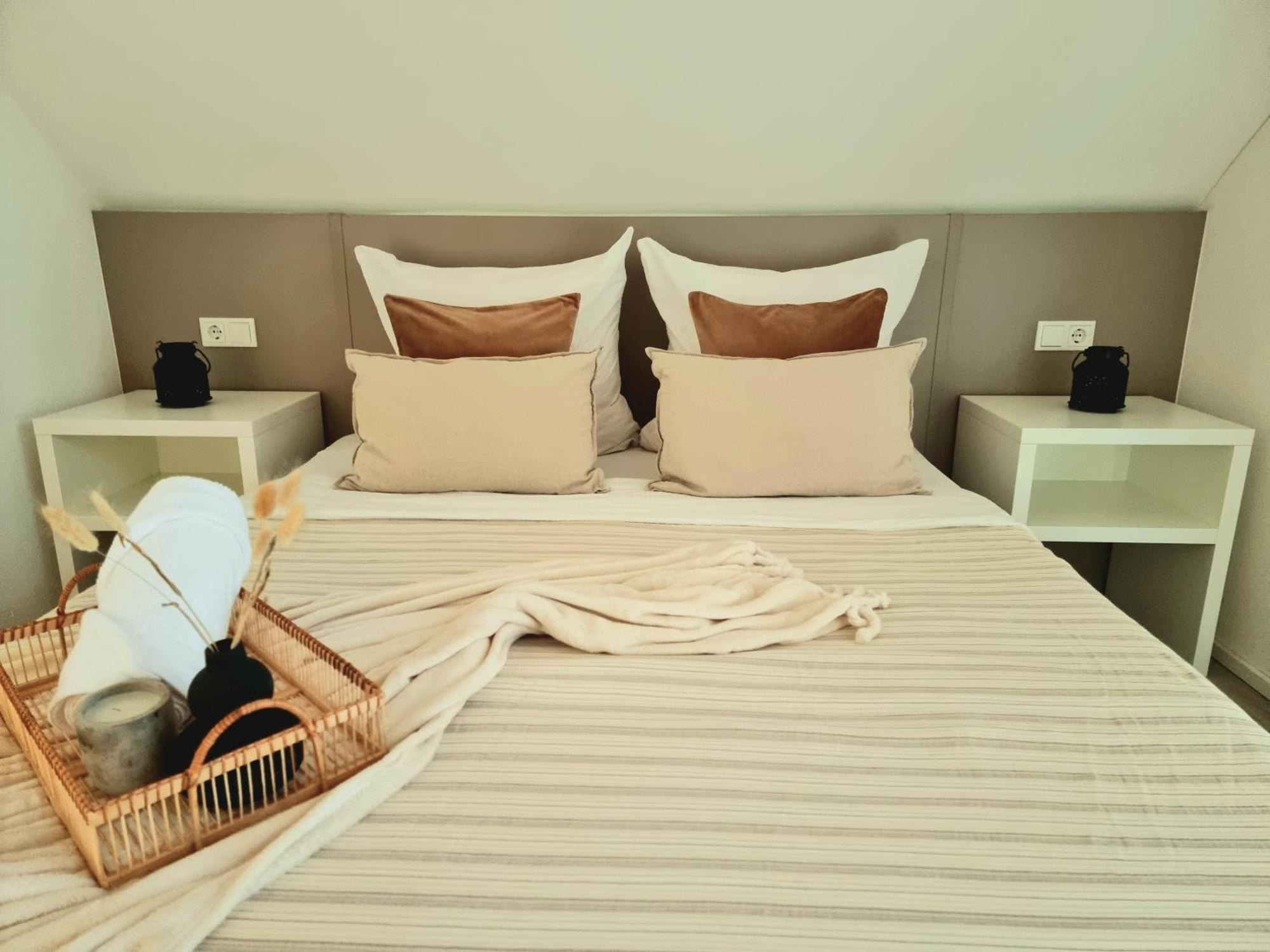 Homestay-Stylish, Zentral- Loft Apartment-Parking Ingolstadt Eksteriør bilde
